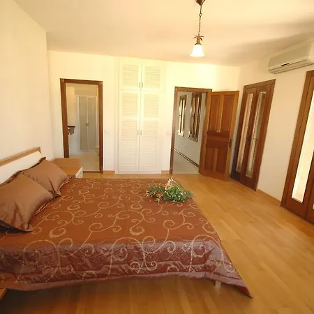 فيلة Important Group | Bd411 4 Bedroom Pool