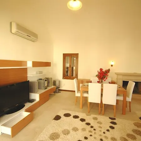 Important Group | Bd411 4 Bedroom Pool بودروم